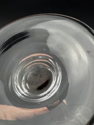 Verre à vin du Rhin en cristal rouge Saint-Louis modèle Bristol hauteur 21 cm