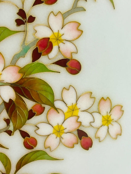 Vase en émaux cloisonnés Japonais dans le goût d' Ando Jubei