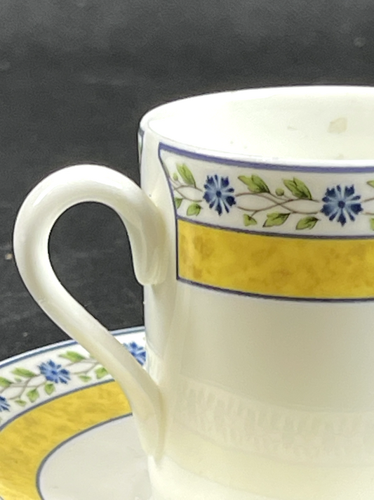 Tasse à café Wedgwood, modèle Mistral