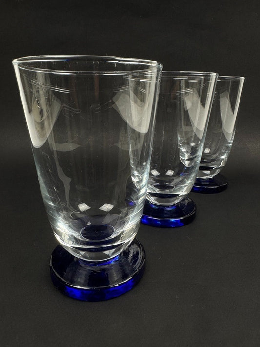 Série de 3 verres à orangeade en cristal – pied bleu cobalt