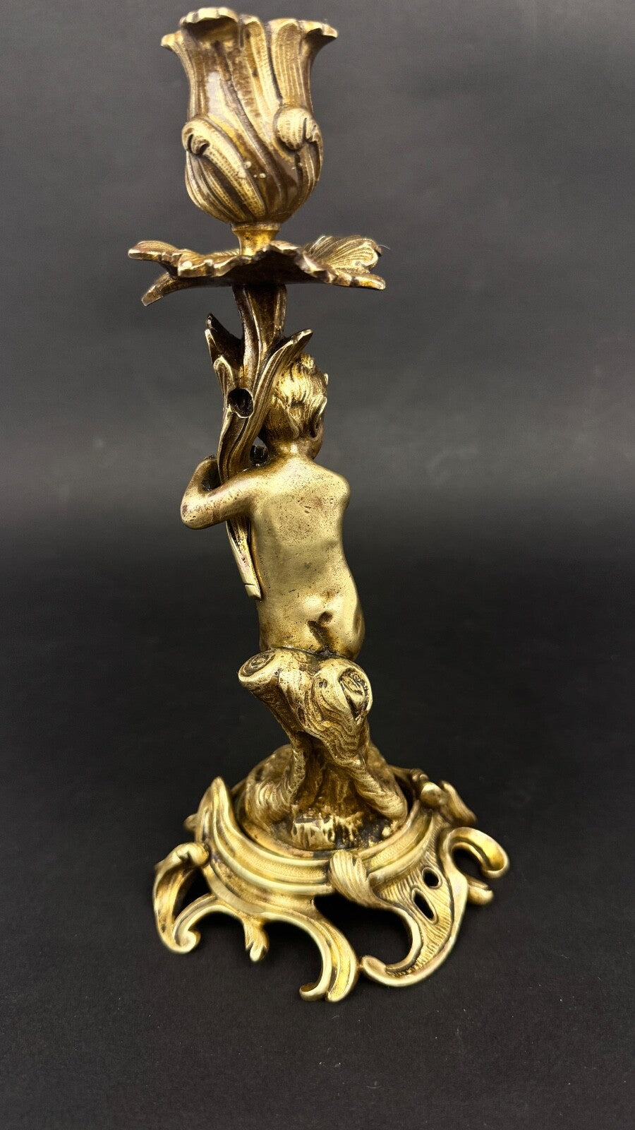 Paire de bougeoirs en bronze doré, putti, faune XIXème siècle