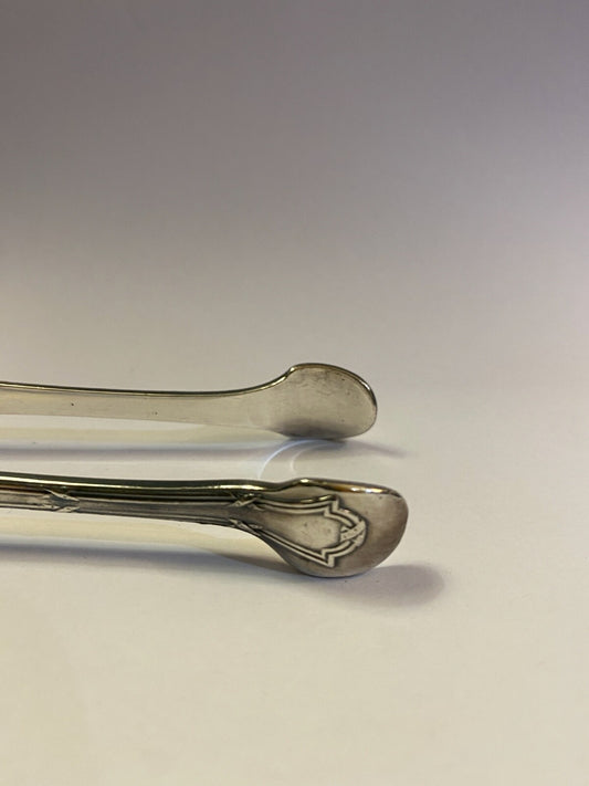 Pince à sucre CHRISTOFLE modèle Rubans croisés