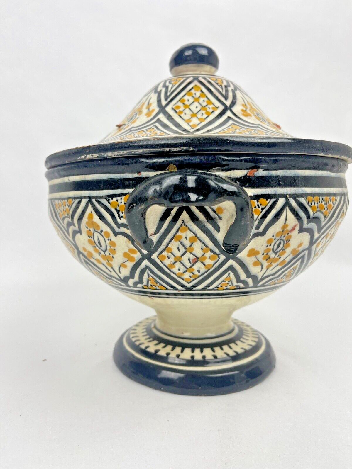 Maroc, Soupière En Céramique De Safi