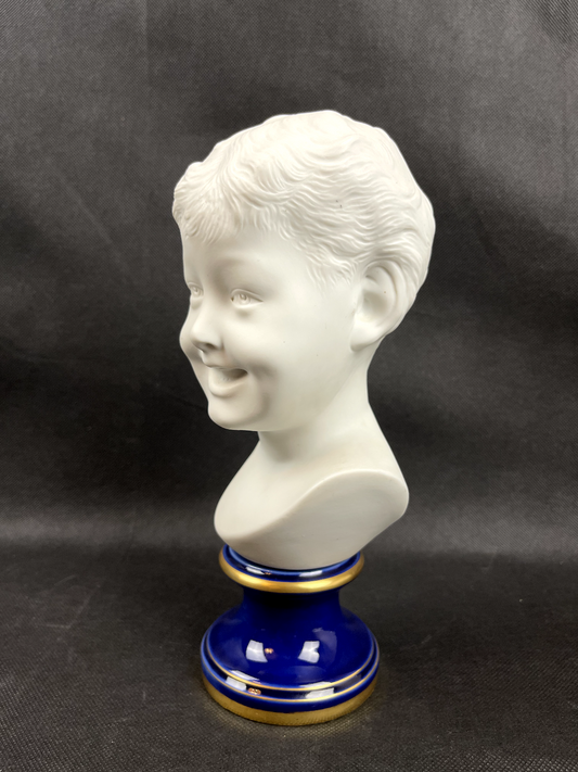 Buste d'Enfant rieur d'après Donatello en biscuit de porcelaine Limoges