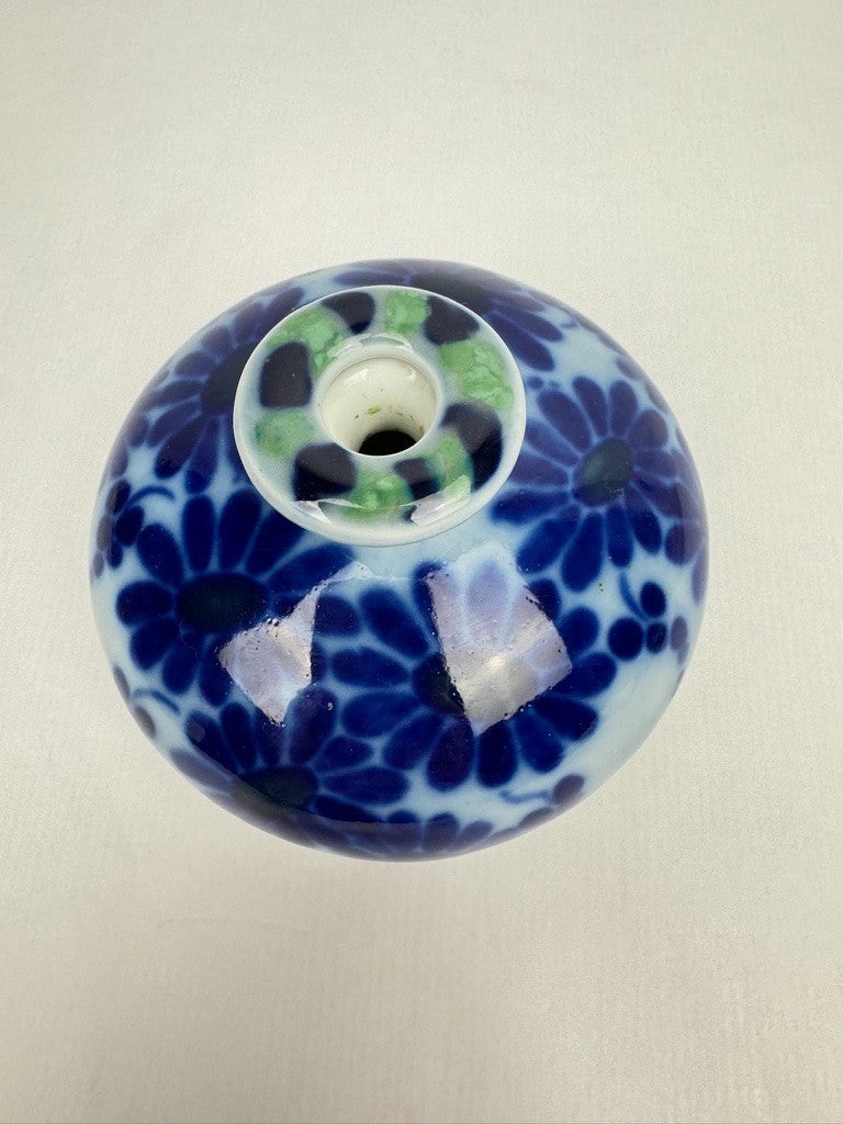 Vase n°3 - Tharaud Limoges – Porcelaine émaillée bleu et blanc