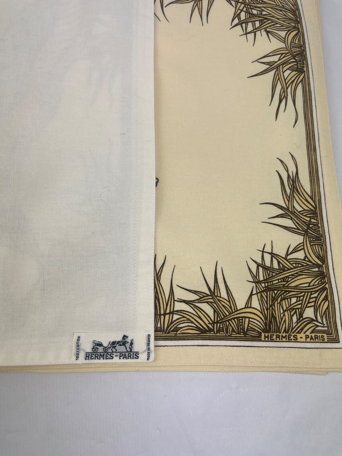Hermès suite de 6 sets de table et 6 serviettes motif au canard