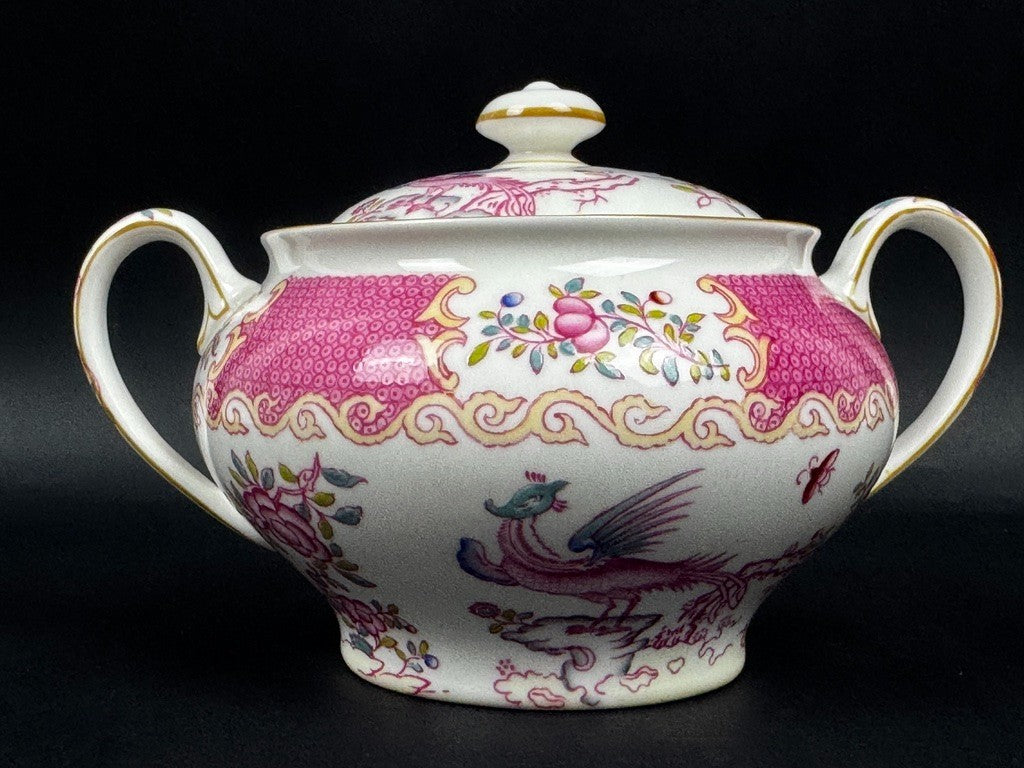 Minton, service à thé, 6 tasses et 3 pièces de forme, pink cockatrice, oiseau de