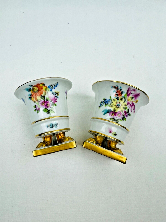 Paire de petits vases en porcelaine Herend