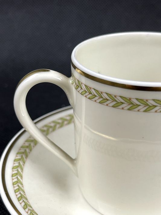 Tasse à café Haviland, frise de laurier