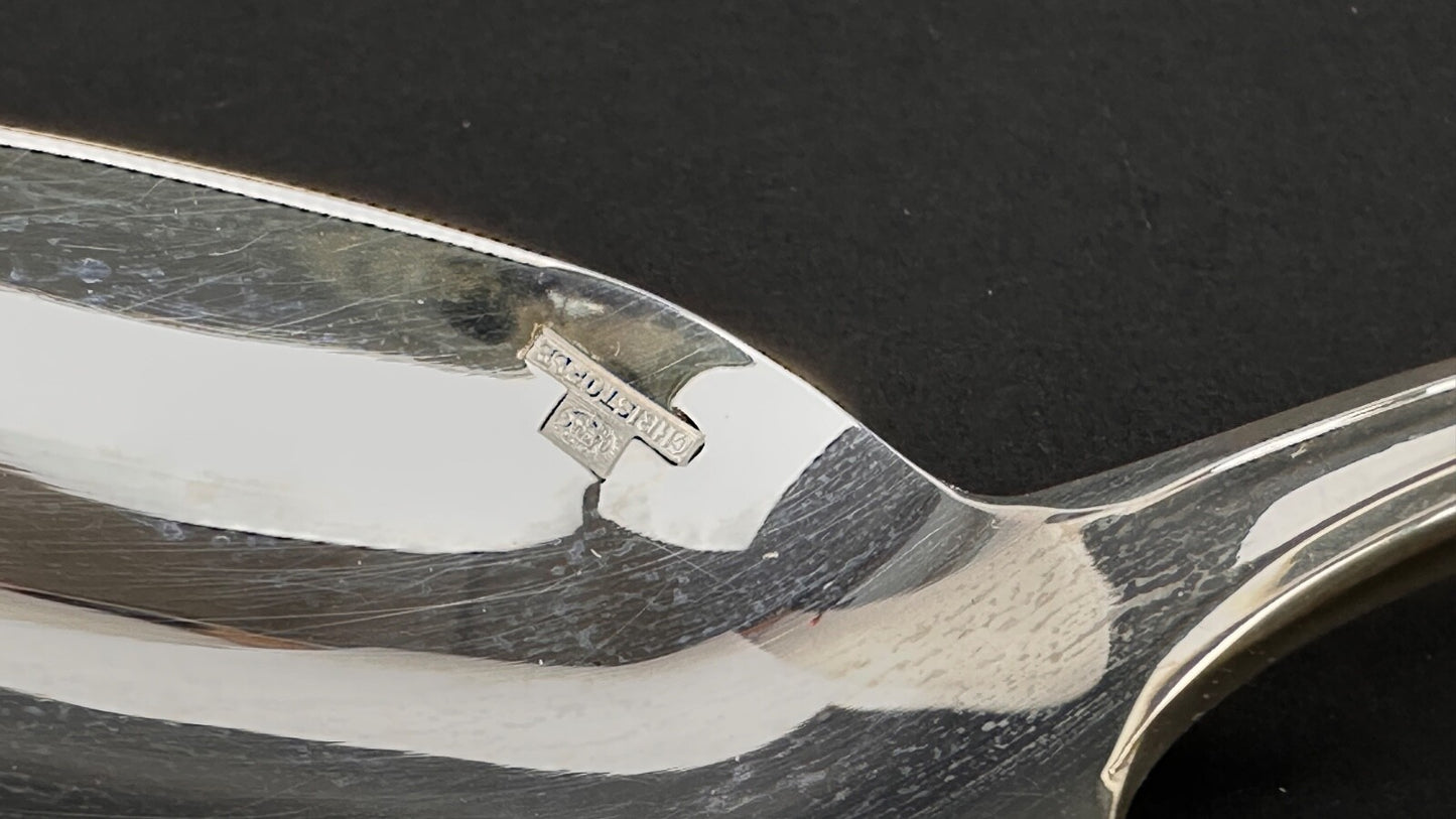 Christofle, cuillère à soupe, modèle Pompadour, Paris. Neuve.