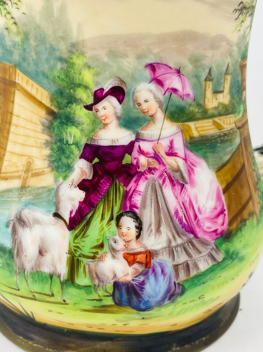 Pied de lampe à huile en porcelaine de Paris à décor polychrome