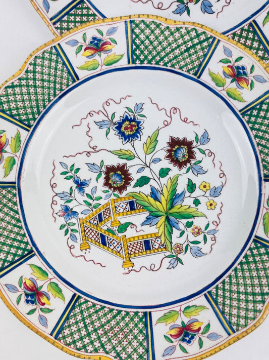 Lot de 2 assiettes à dessert Sarreguemines modèle Montmorency