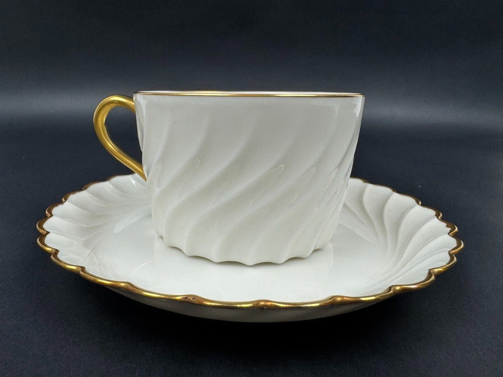 Service à thé en porcelaine blanche "Torsade" ou "Tors" Théodore Haviland