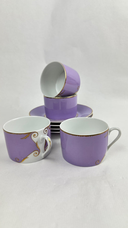 Suite de 4 tasses à thé Christian Lacroix modèle Follement