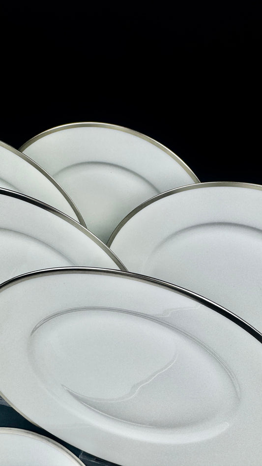 Raynaud, Fontainebleau Platine, suite de 6 assiettes à aile 25 cm