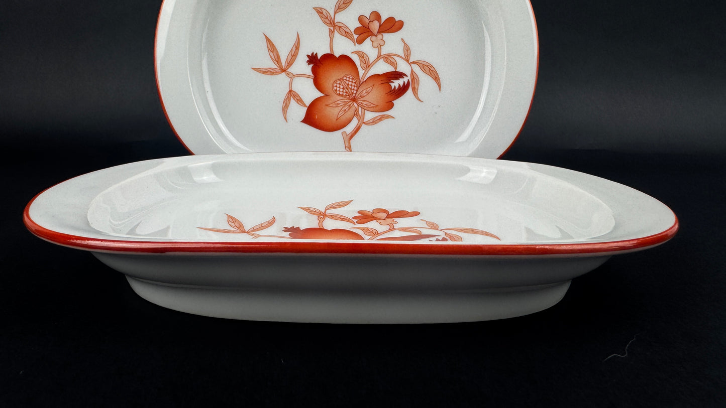 Paire de raviers navettes en porcelaine de Limoges, manufacture Haviland, modèle Sou-Tcheou.