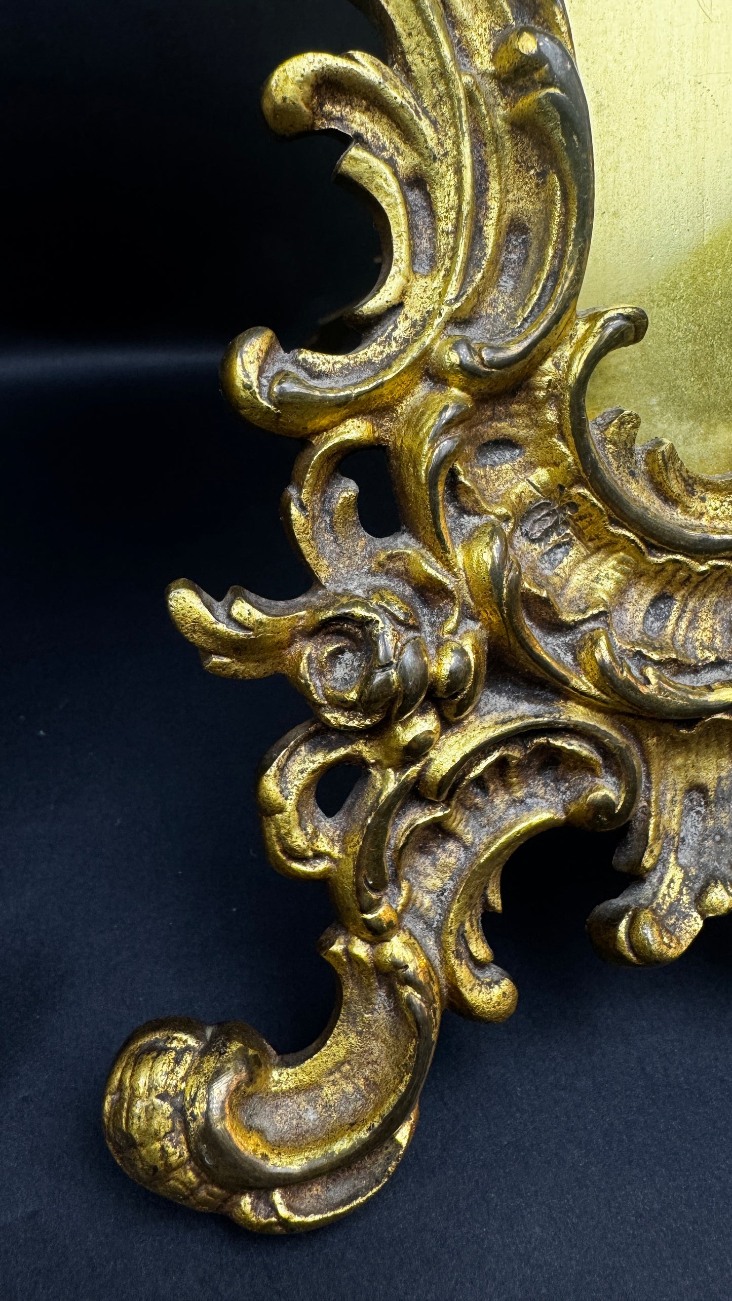 PAIRE DE CADRES EN BRONZE DORÉ STYLE LOUIS XV FIN XIXe SIÈCLE