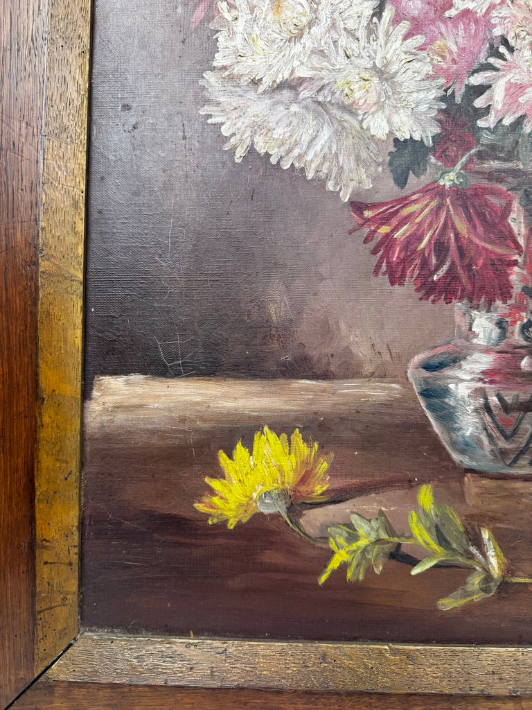Nature morte aux chrysanthèmes – huile sur toile signée Mme de Lavillaine 60x50 cm
