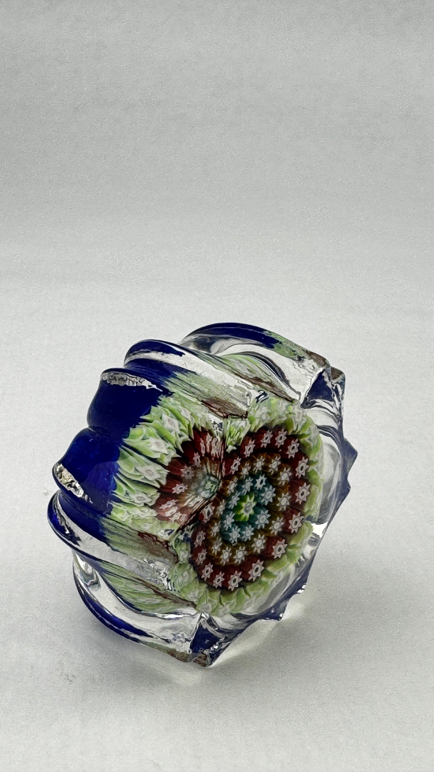 Presse papier millefiori cristal bleu forme étoilée Perthshire