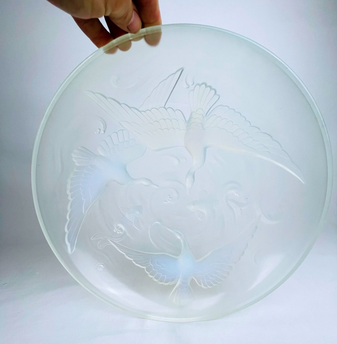 Verlys — Coupe en verre irisé à décor d'oies et de poissons — photo 10