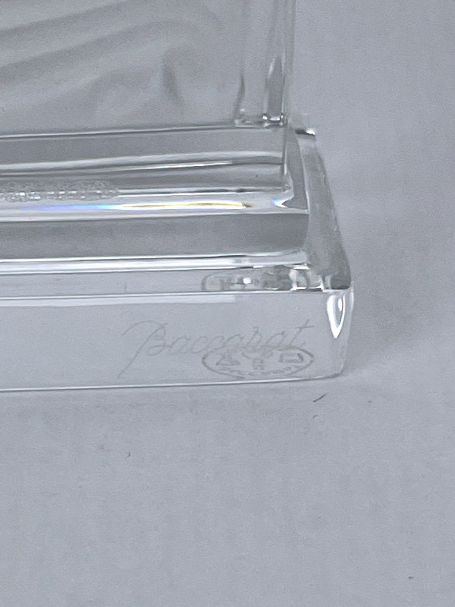 Baccarat — Pendulette de bureau en cristal moulé — photo 5