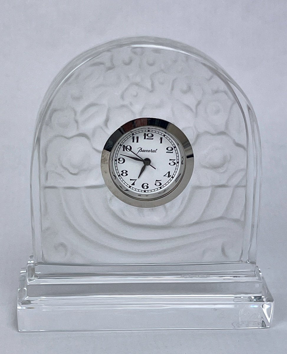 Baccarat — Pendulette de bureau en cristal moulé — photo 6