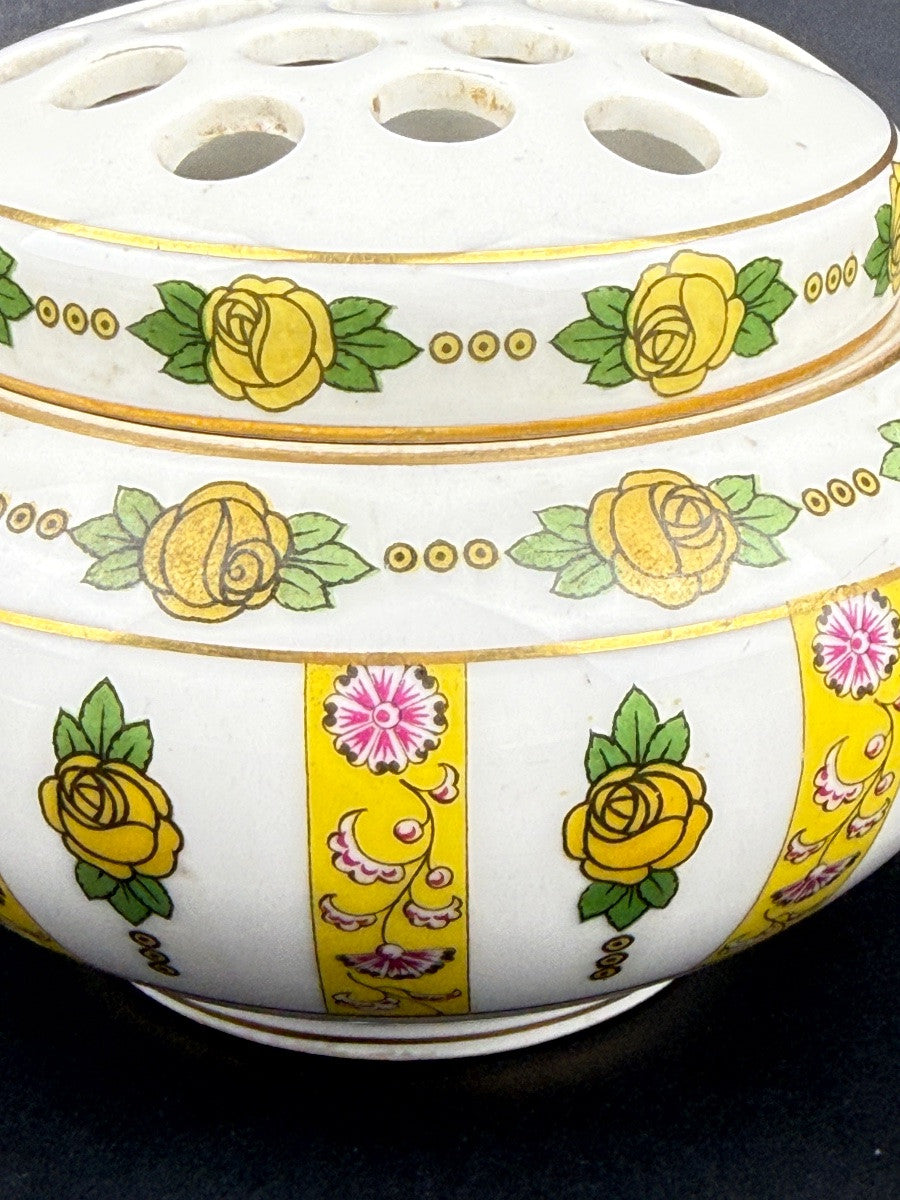 Charles Martin Limoges — Pique-fleurs en porcelaine, Art déco — photo 2