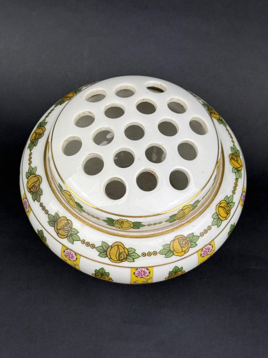 Charles Martin Limoges — Pique-fleurs en porcelaine, Art déco — photo 3