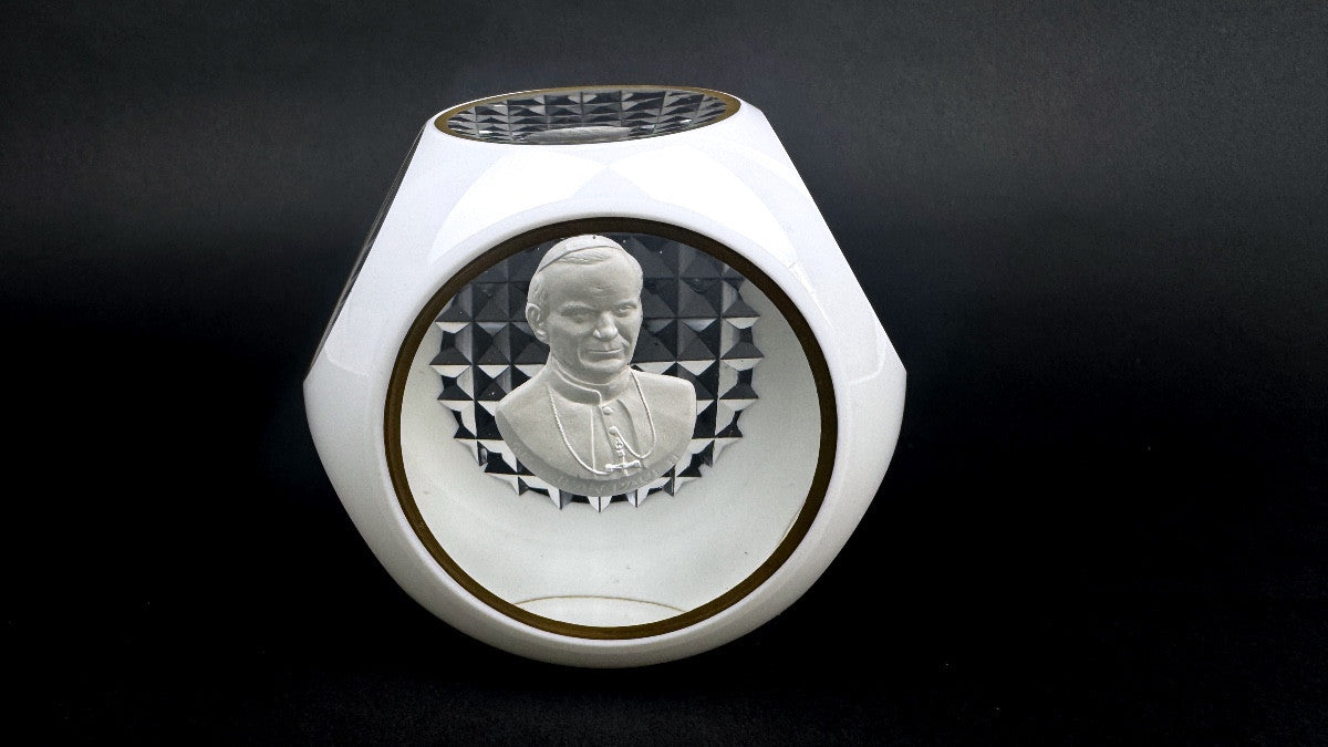Saint-Louis — Sulfure, presse-papiers au portrait de Jean-Paul II — photo 1