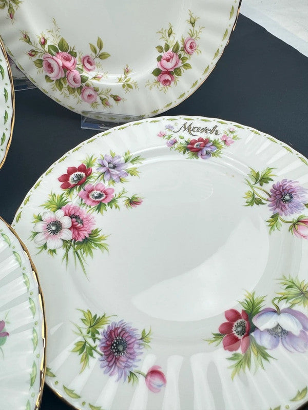 Royal Albert 12 assiettes dessert porcelaine fine fleurs