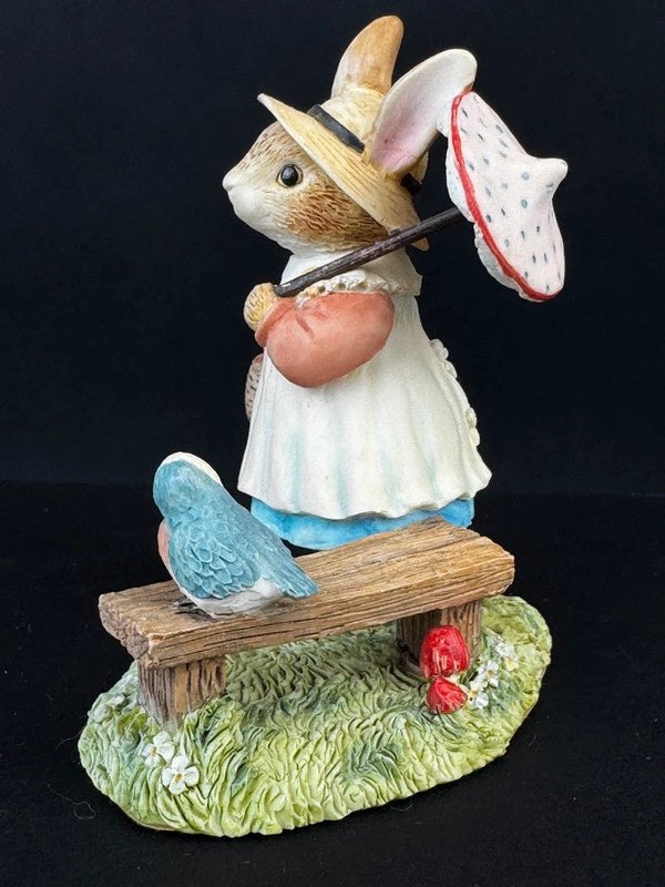 Villeroy & Boch Foxwood Tales figurine Katie Rabbit Picnic 1994