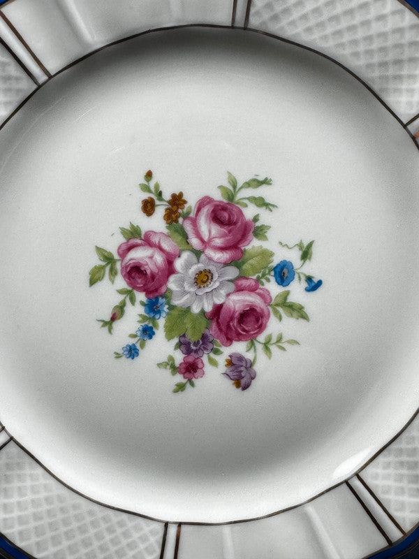 6 assiettes à dessert Bernardaud Limoges B&Co décor floral et filet bleu or