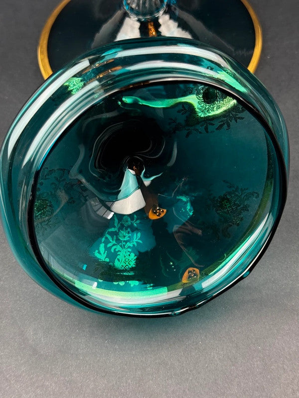 Coupe décorative en verre bleu émaillé & doré cabochons rouges – hauteur 32 cm