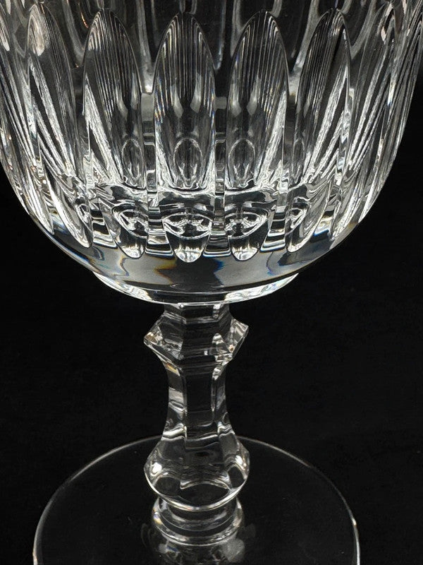 Verre à eau en cristal taillé Cristal de Sèvres, hauteur 15,5 cm