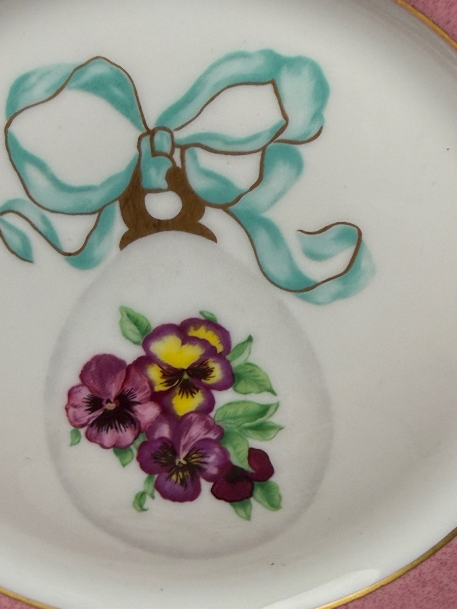 Puiforcat, suite de 6 tasses à café et 6 assiettes à dessert en porcelaine de Limoges