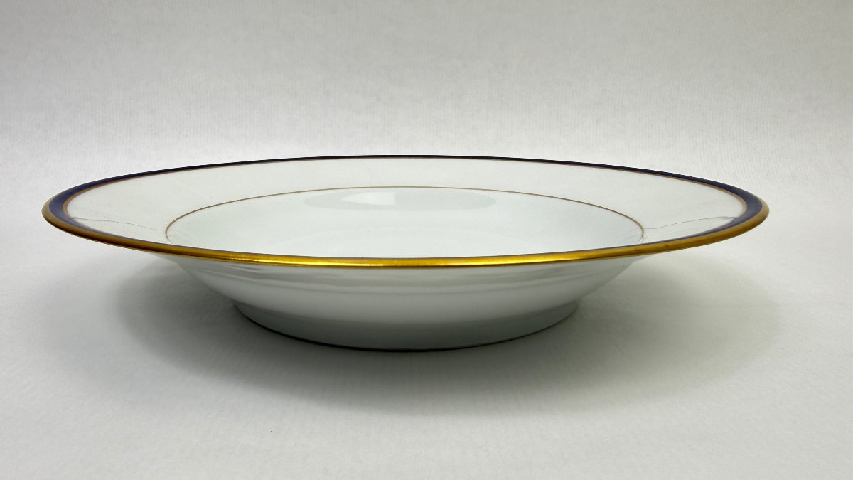 Service de table Chastagner Limoges bleu de four et or, vue 11