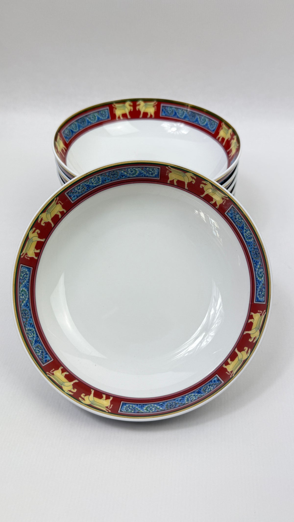 Raynaud Limoges série de 6 assiettes calottes modèle Pégase 17 cm