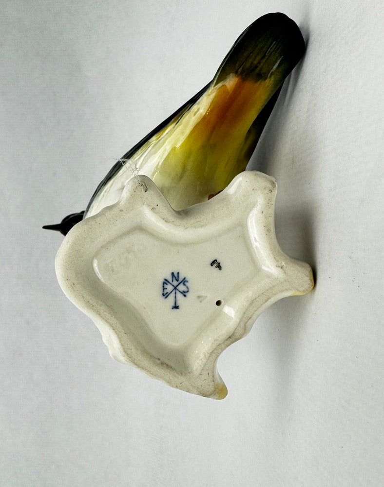 Vanneau huppé en porcelaine Karl Ens, Allemagne vers 1930