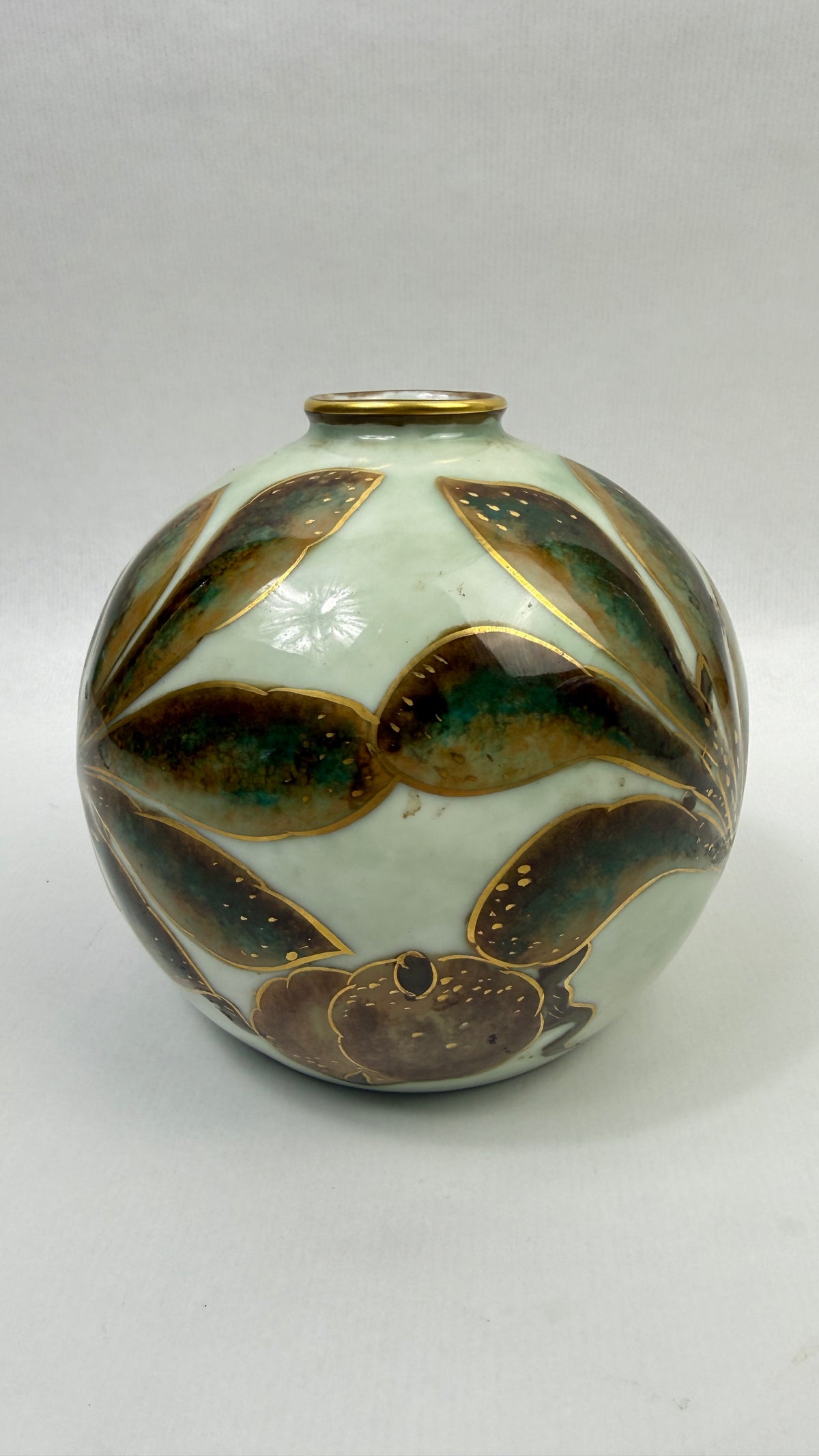 Camille Tharaud à Limoges – Vase boule en porcelaine, décor main