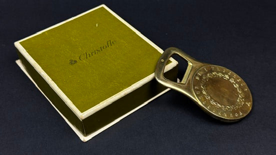 Décapsuleur Christofle métal doré à l’effigie de Charles Christofle – avec boîte d’origine