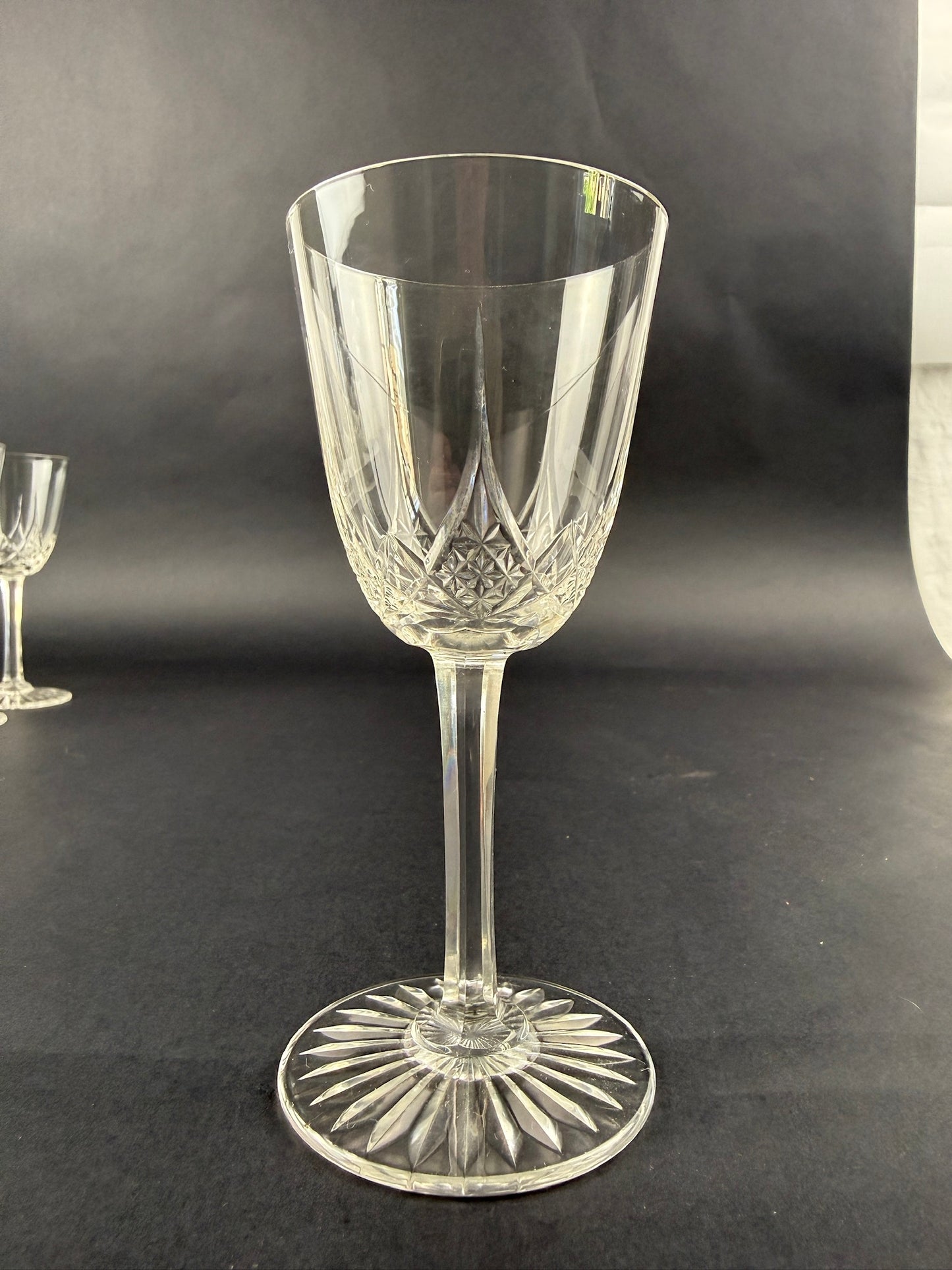 Baccarat, service Epron, suite de 6 verres à vin blanc taille 4