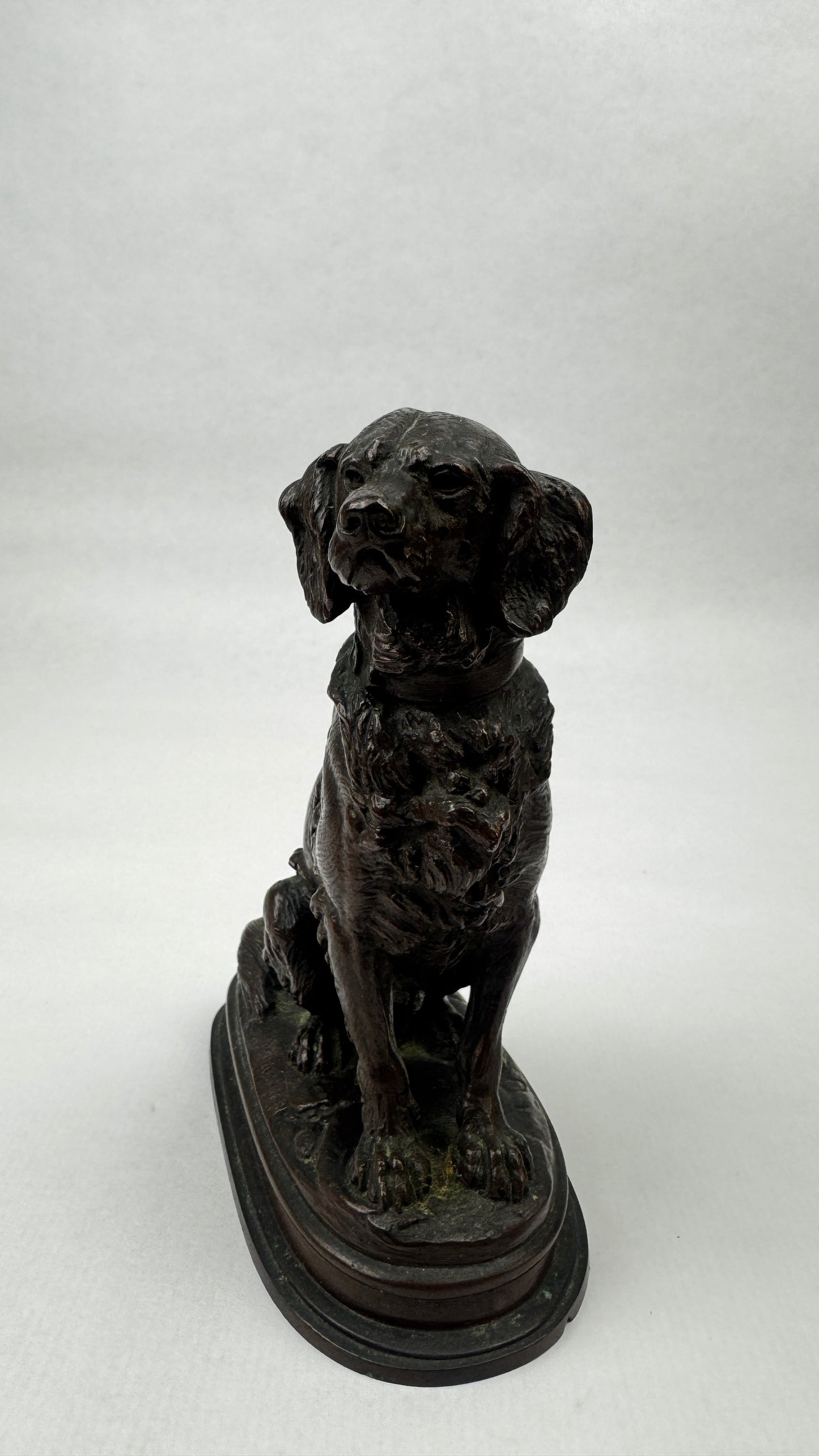 Bronze animalier signé Delabriere chien de chasse 16,5 cm