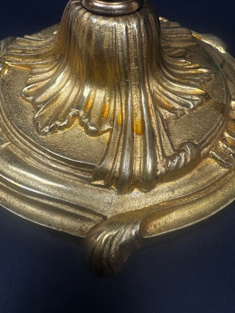 Candélabre à cinq lumières bronze doré style Louis XV rocaille XIXe