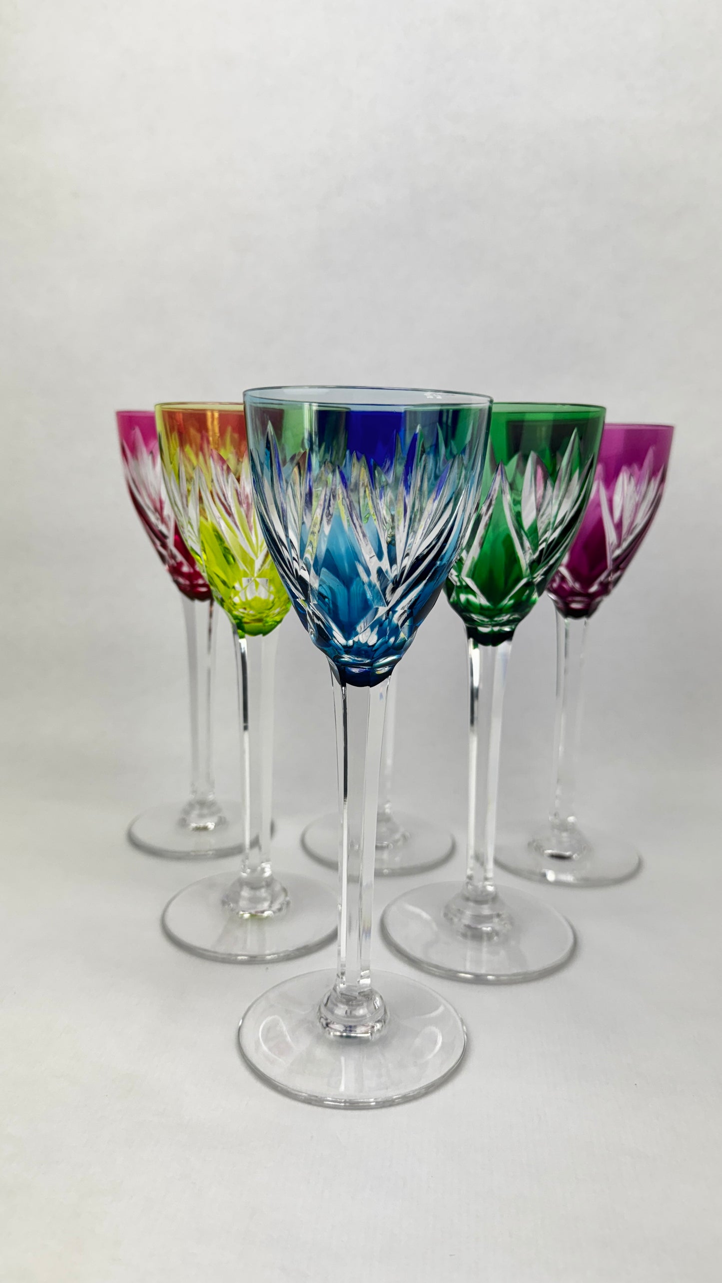 6 verres cristal Saint-Louis modèle Monaco 6 couleurs H. 21,5 cm signés