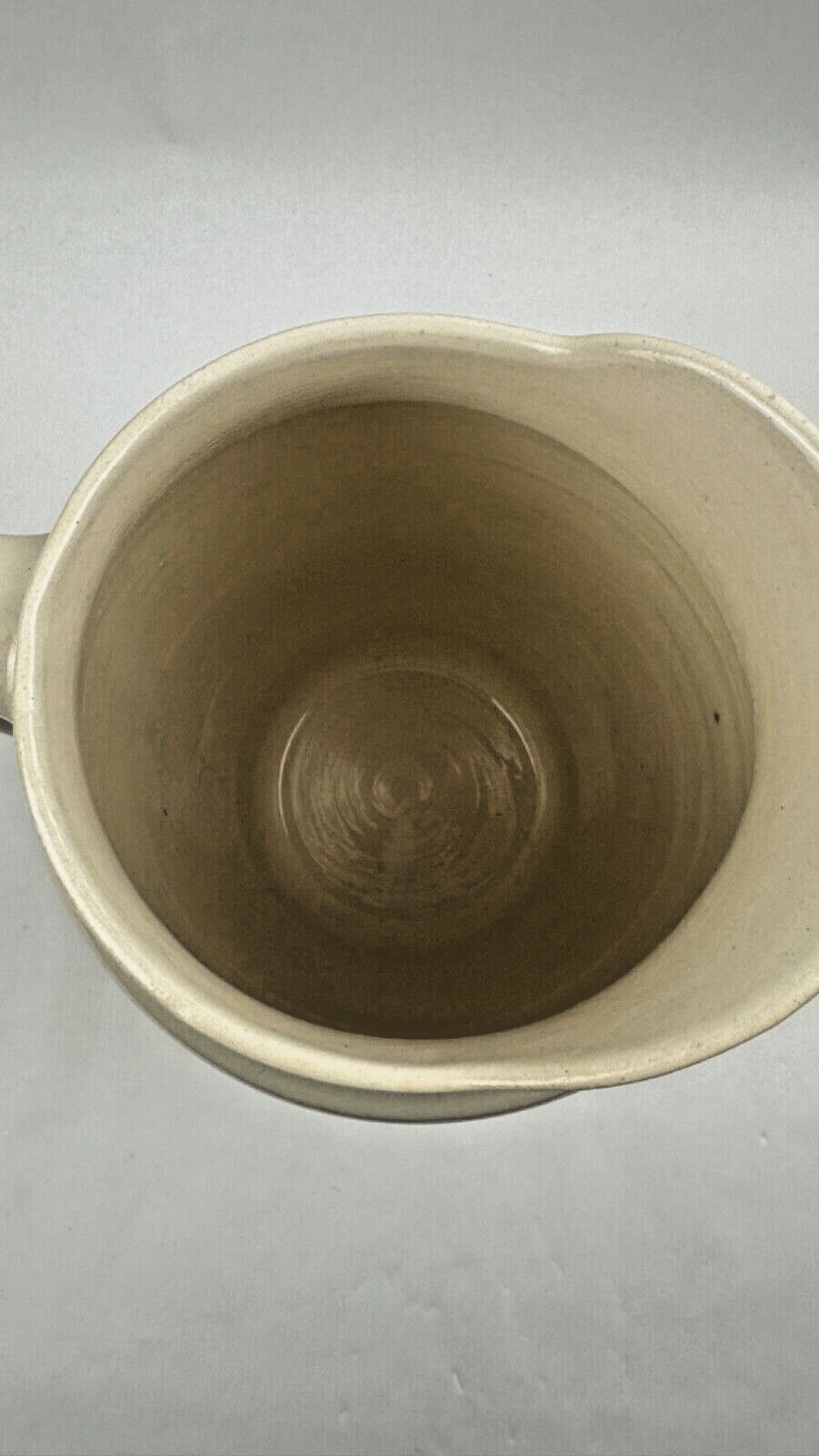 Broc et vasque en faience Longchamp modèle Thèbes