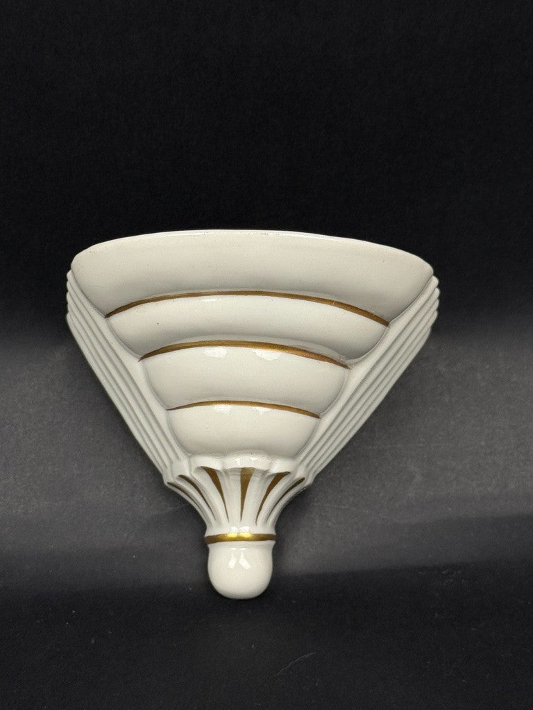 Saxe, paire de consoles d'appliques en porcelaine, période art déco