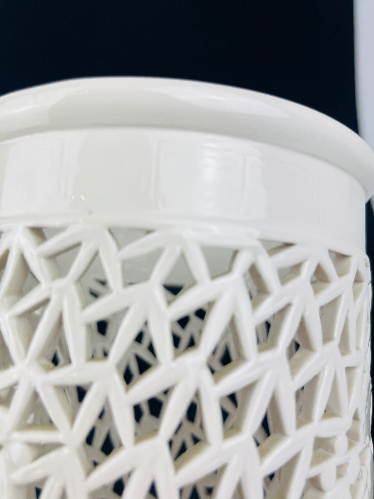 Lampe en porcelaine Blanc de Chine