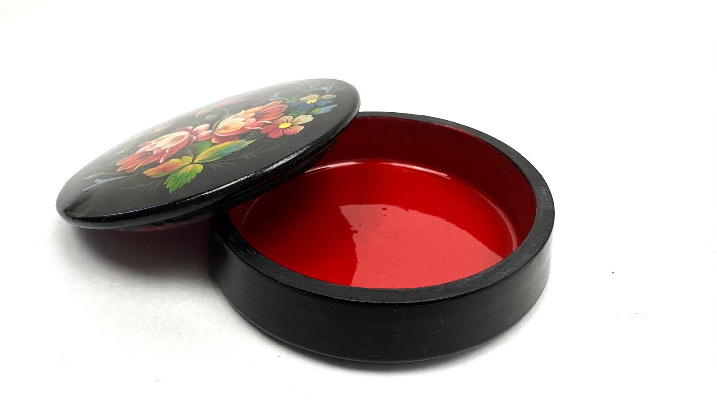 Boite en laque de Palekh, Russie, fleurs et oiseau en vol