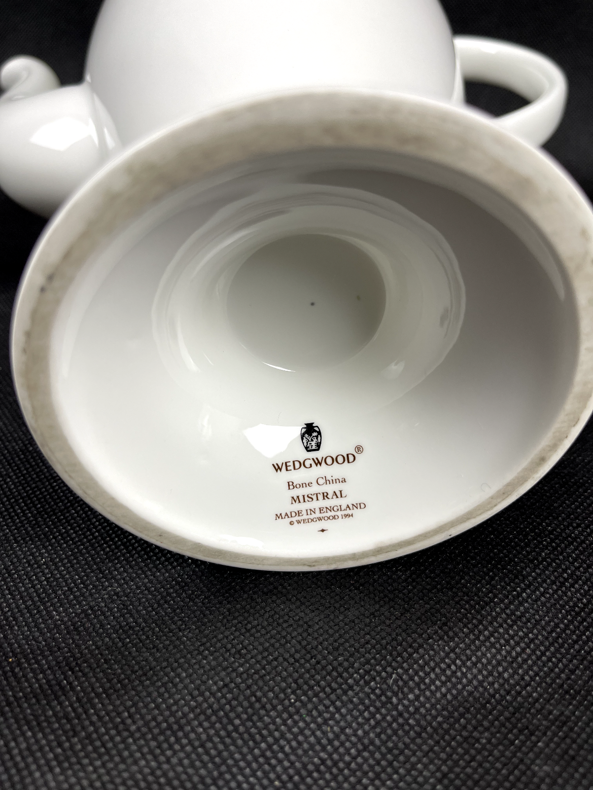 Verseuse , cafetière Wedgwood modèle Mistral, neuve