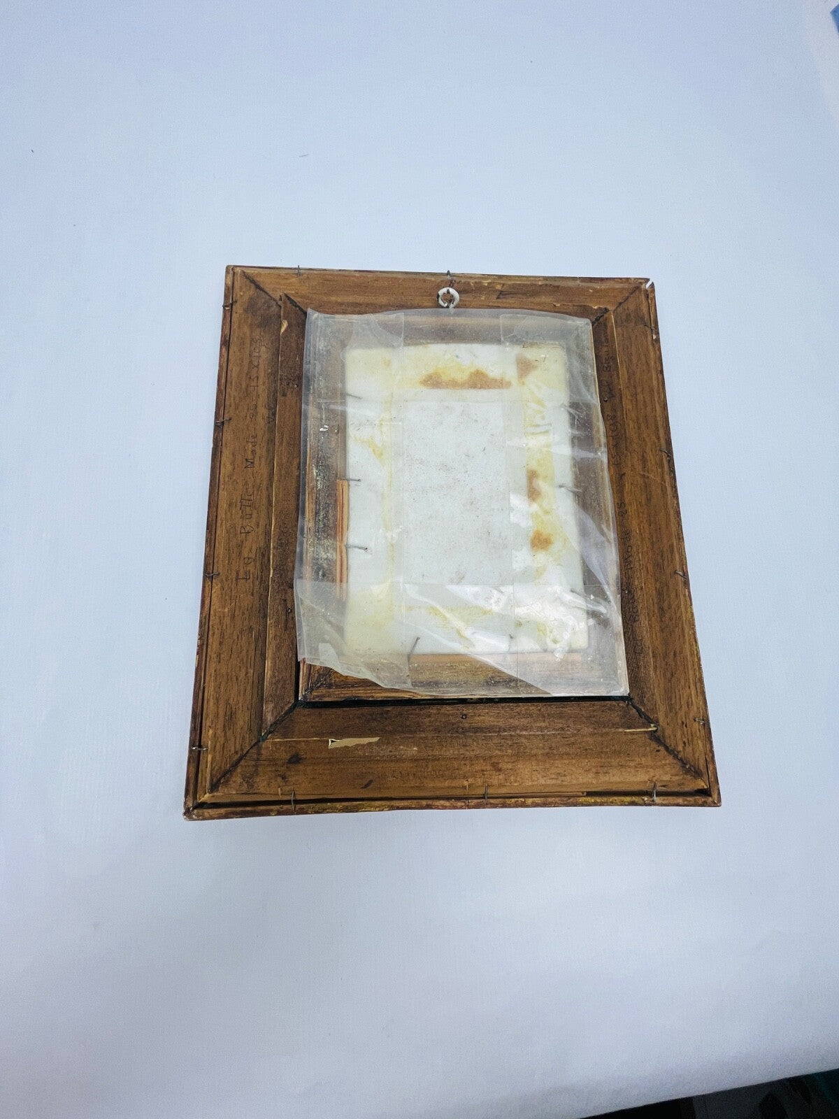 Marcel CHAUFRIASSE (1926-1990) Plaque en porcelaine de  Limoges encadrée